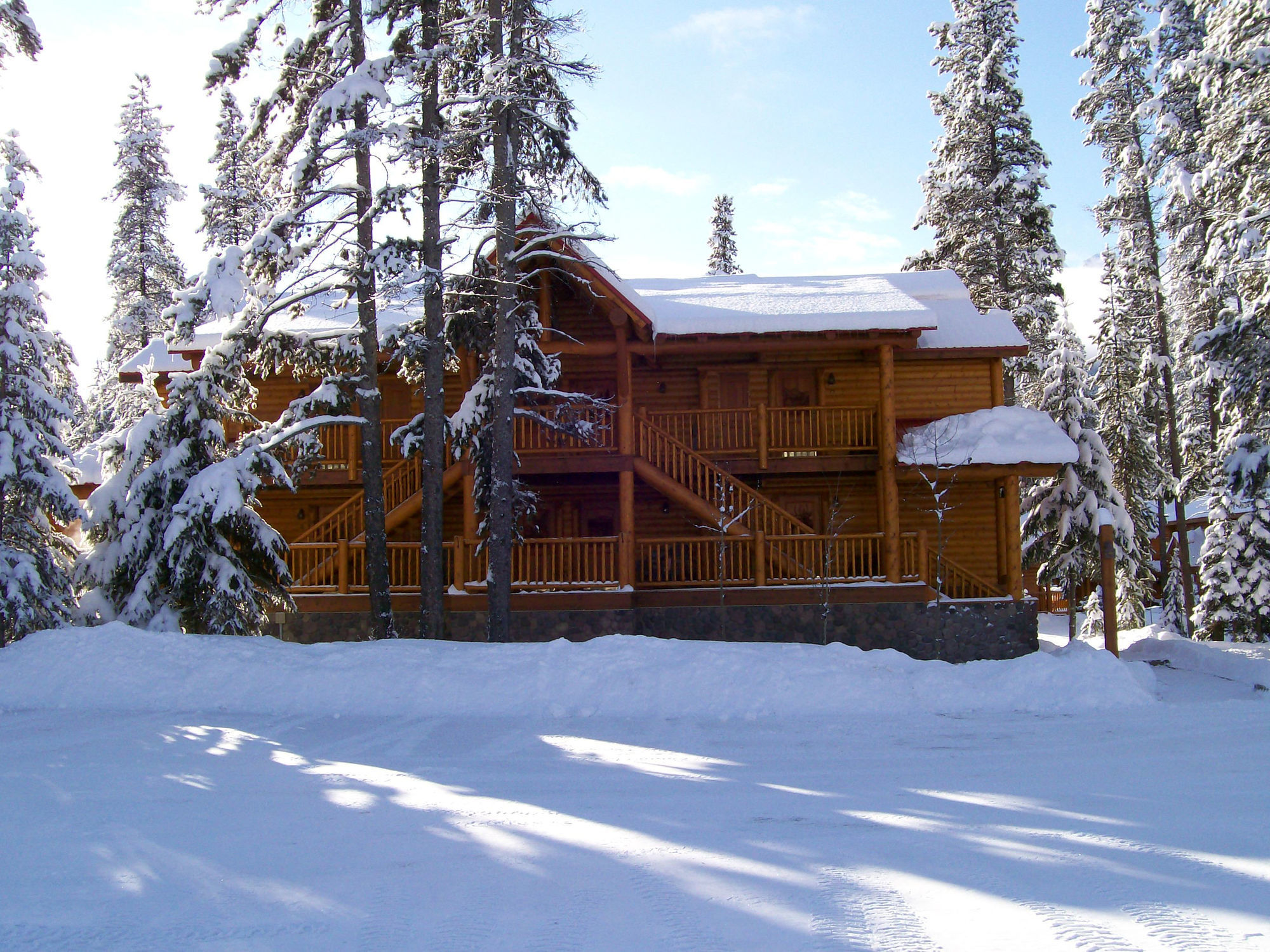 Baker Creek By Basecamp Hotell Lake Louise Eksteriør bilde