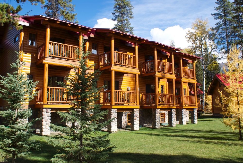 Baker Creek By Basecamp Hotell Lake Louise Eksteriør bilde
